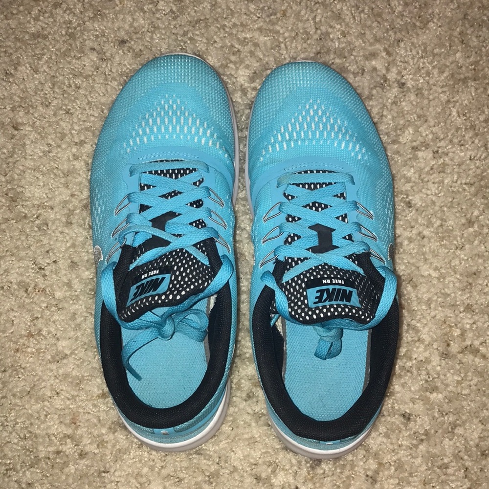 Nike Free RN - Picture 6 of 8